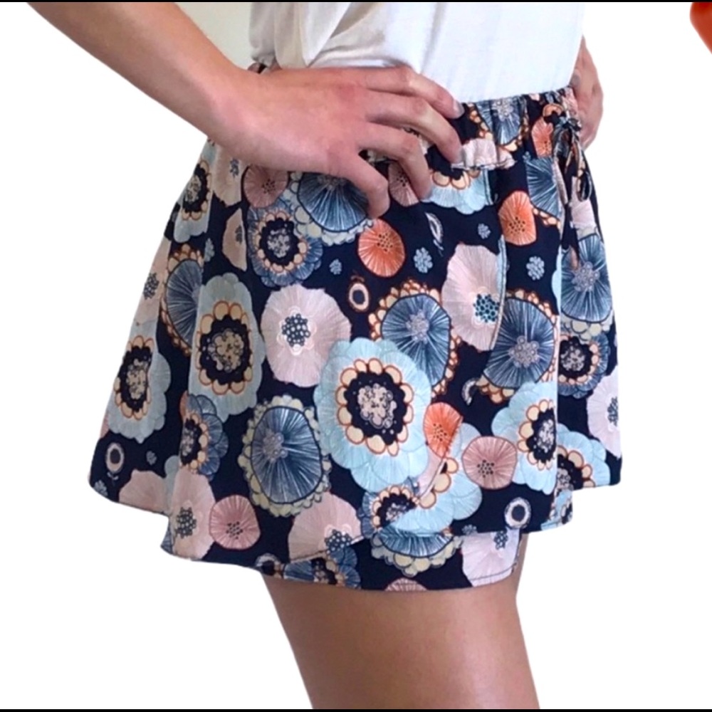 Zara Trafaluc floral skort
